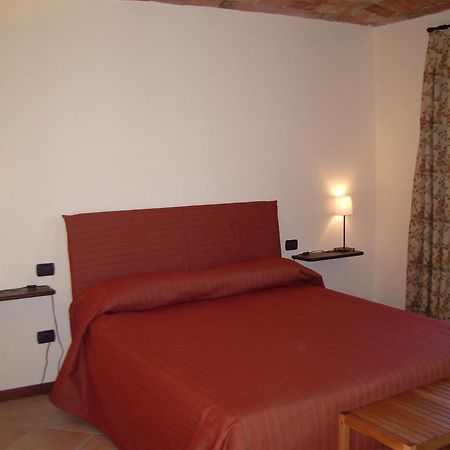 B&B Cascina Gaione Via Gallina,18B 12052 Neive Cn Habitación foto